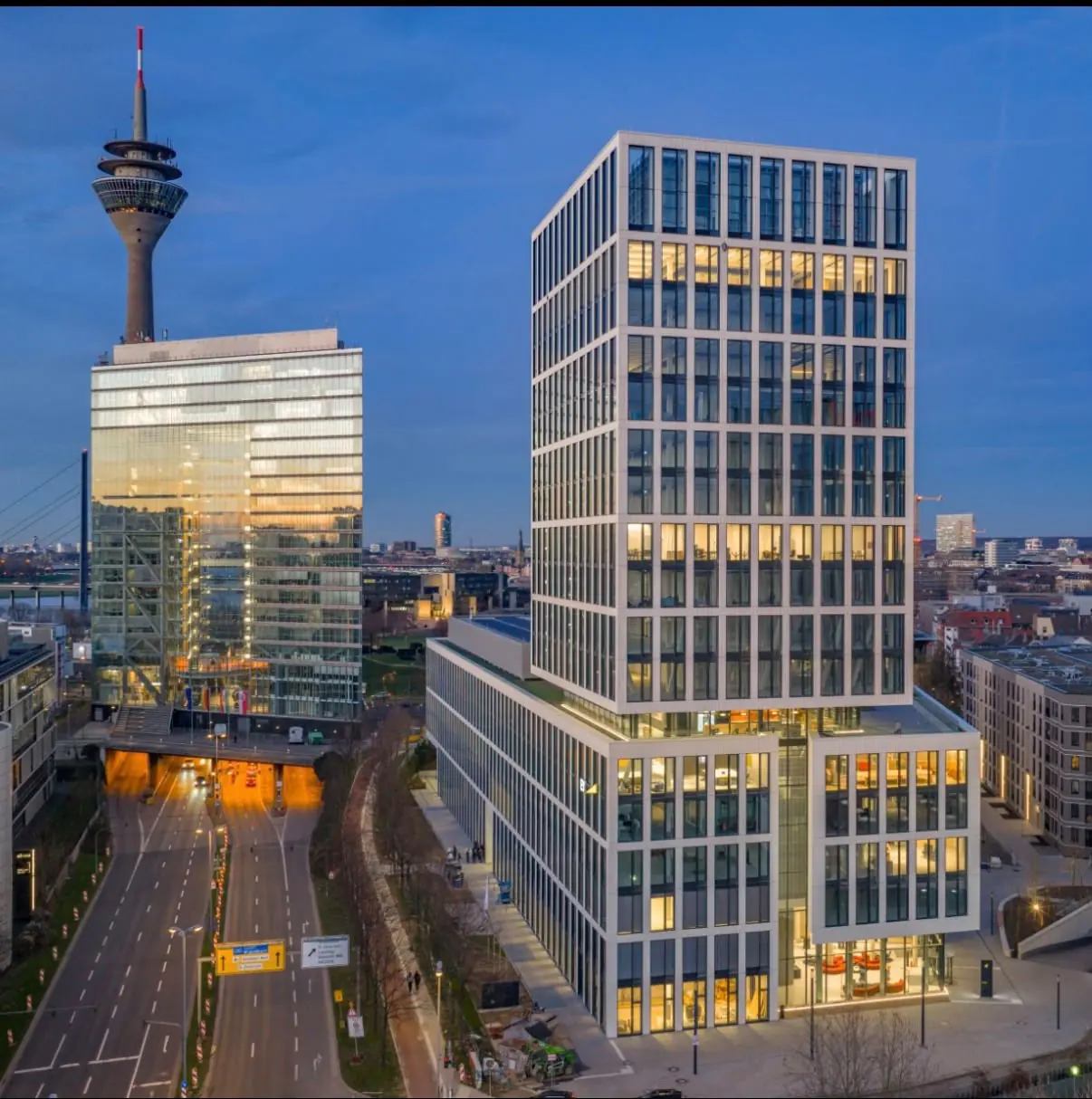 Pandion Rise und Next in der Abenddämmerung, Aufnahme aus der Luft